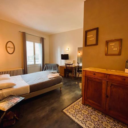Hotel Le Midi Clermont-Cournon Luaran gambar