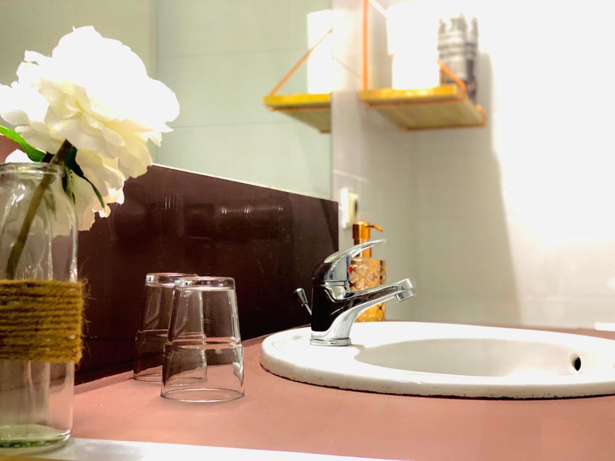 Hotel Le Midi Clermont-Cournon Luaran gambar